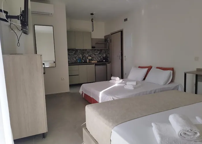 Klg And Nikiti (Sithonia)