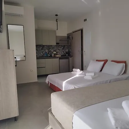 Klg And Nikiti (Sithonia)