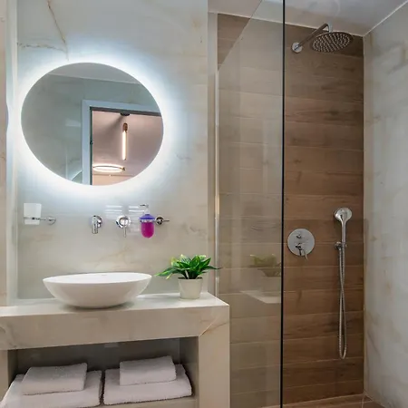 Klg And Aparthotel Nikiti (Sithonia)