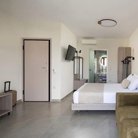 Klg And Aparthotel