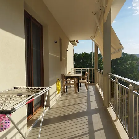 Klg And Aparthotel 3*